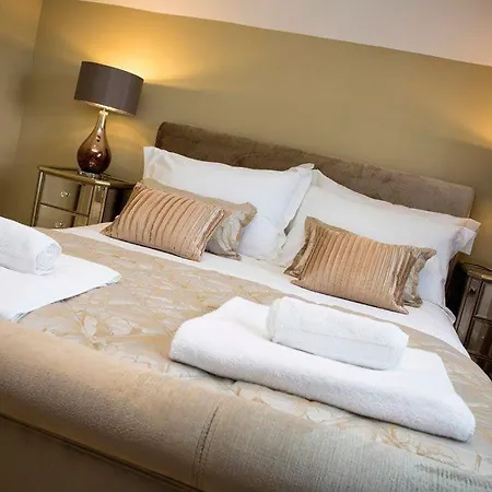 River Cottage, Luxurious With Garden Overlooking The River Greta *